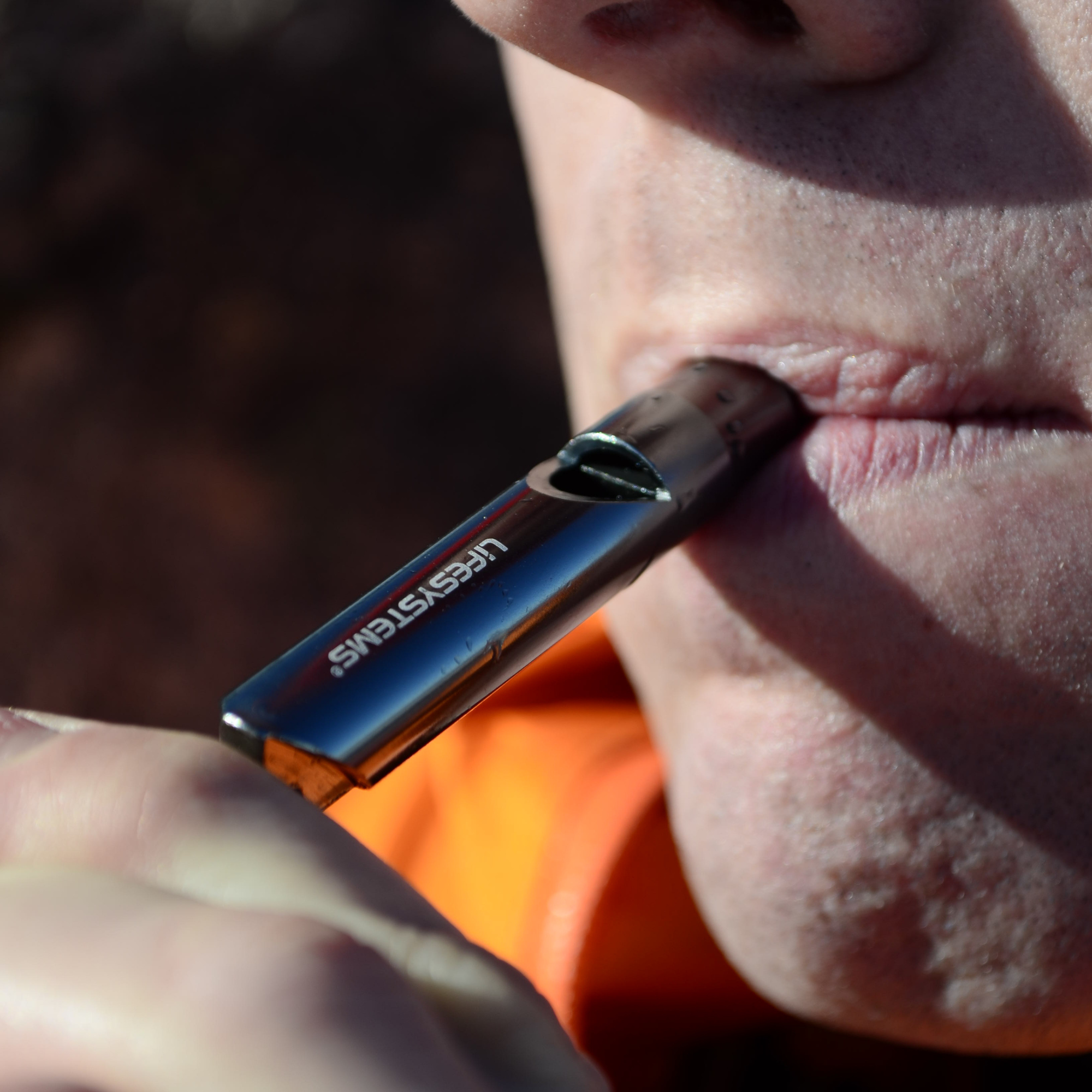 Lifesystems Mountain Whistle (Grey OR Orange)