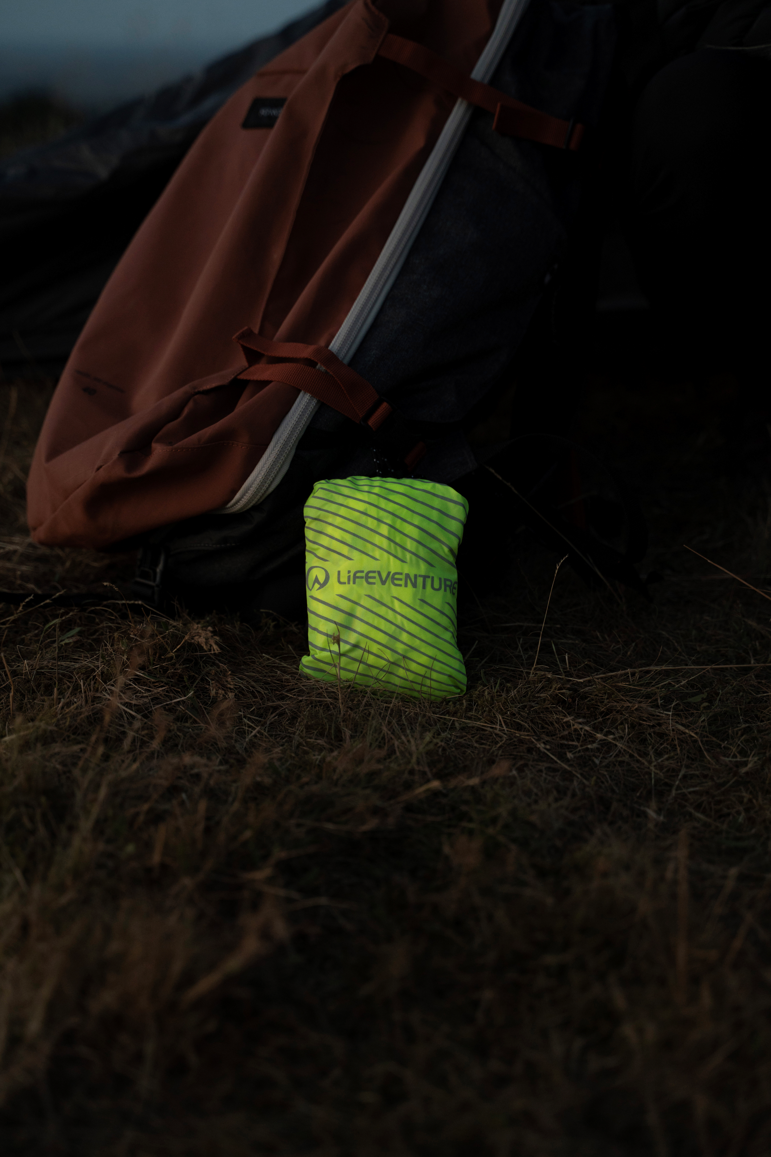 Lifeventure Rucksack Neon Yellow Raincover (35L)