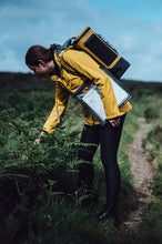 Load image into Gallery viewer, Lifeventure Waterproof Map Case (IPX8)(Grey)
