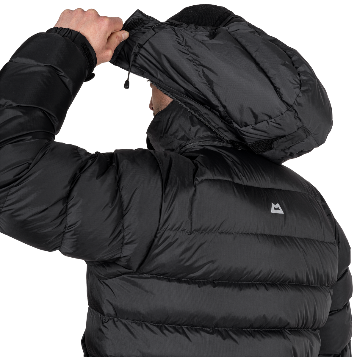 Mountain Equipment Men's Lightline 700 Fill Hooded Down Insulated Jacket (Black)