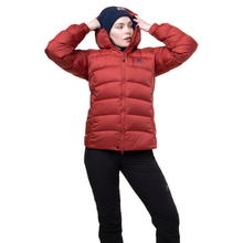 Load image into Gallery viewer, Mountain Equipment Women&#39;s Lightline 700 Fill Hooded Down Insulated Jacket (Rosewood)

