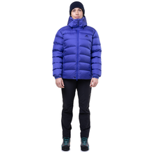 Load image into Gallery viewer, Mountain Equipment Women&#39;s Lightline 700 Fill Hooded Down Insulated Jacket (Clematis)
