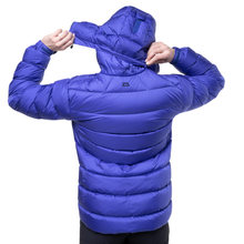 Load image into Gallery viewer, Mountain Equipment Women&#39;s Lightline 700 Fill Hooded Down Insulated Jacket (Clematis)
