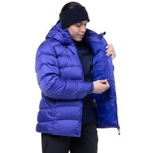 Load image into Gallery viewer, Mountain Equipment Women&#39;s Lightline 700 Fill Hooded Down Insulated Jacket (Clematis)
