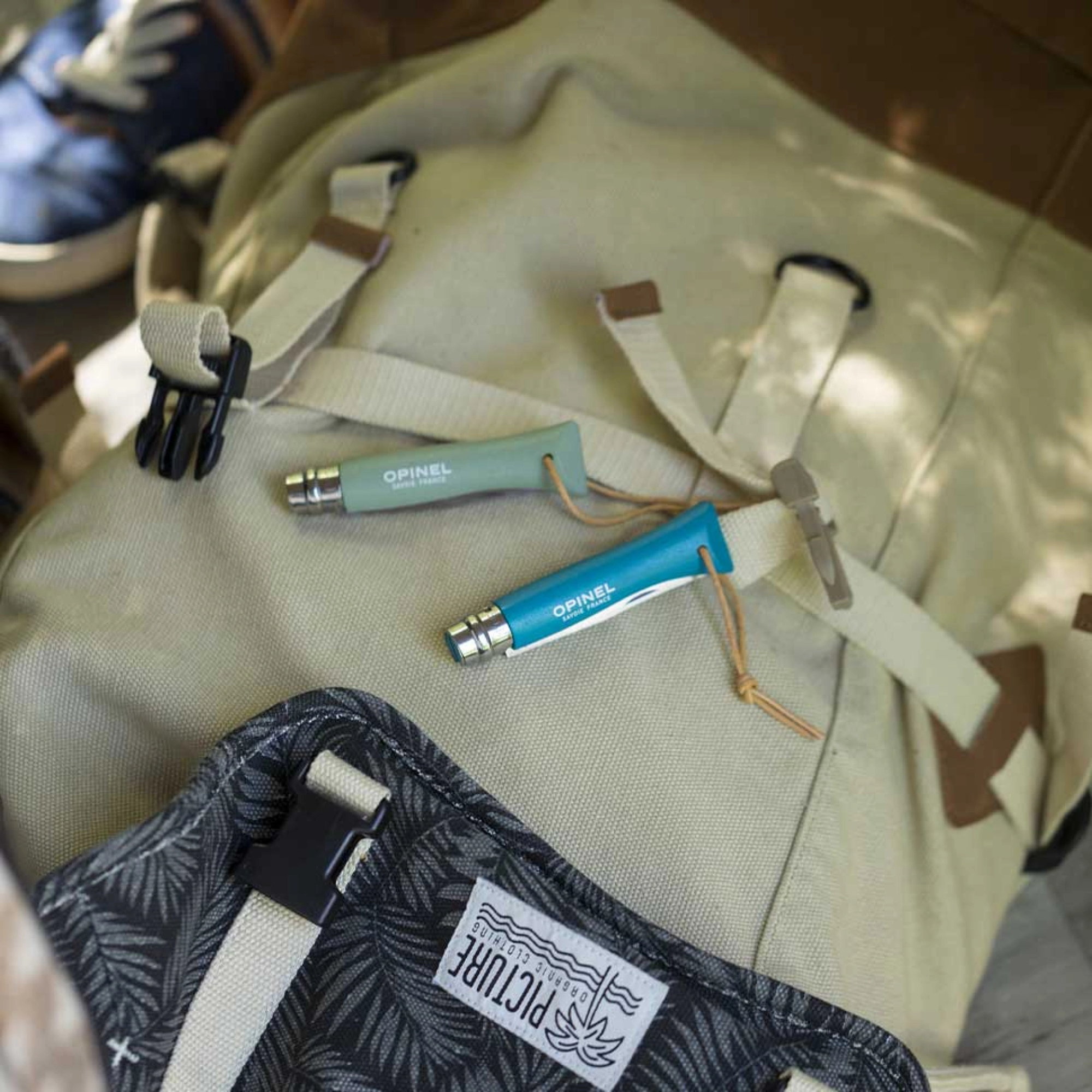 Opinel #6 Stainless Steel Bushwhacker Trekking Folding Pocket Knife (Turquoise)