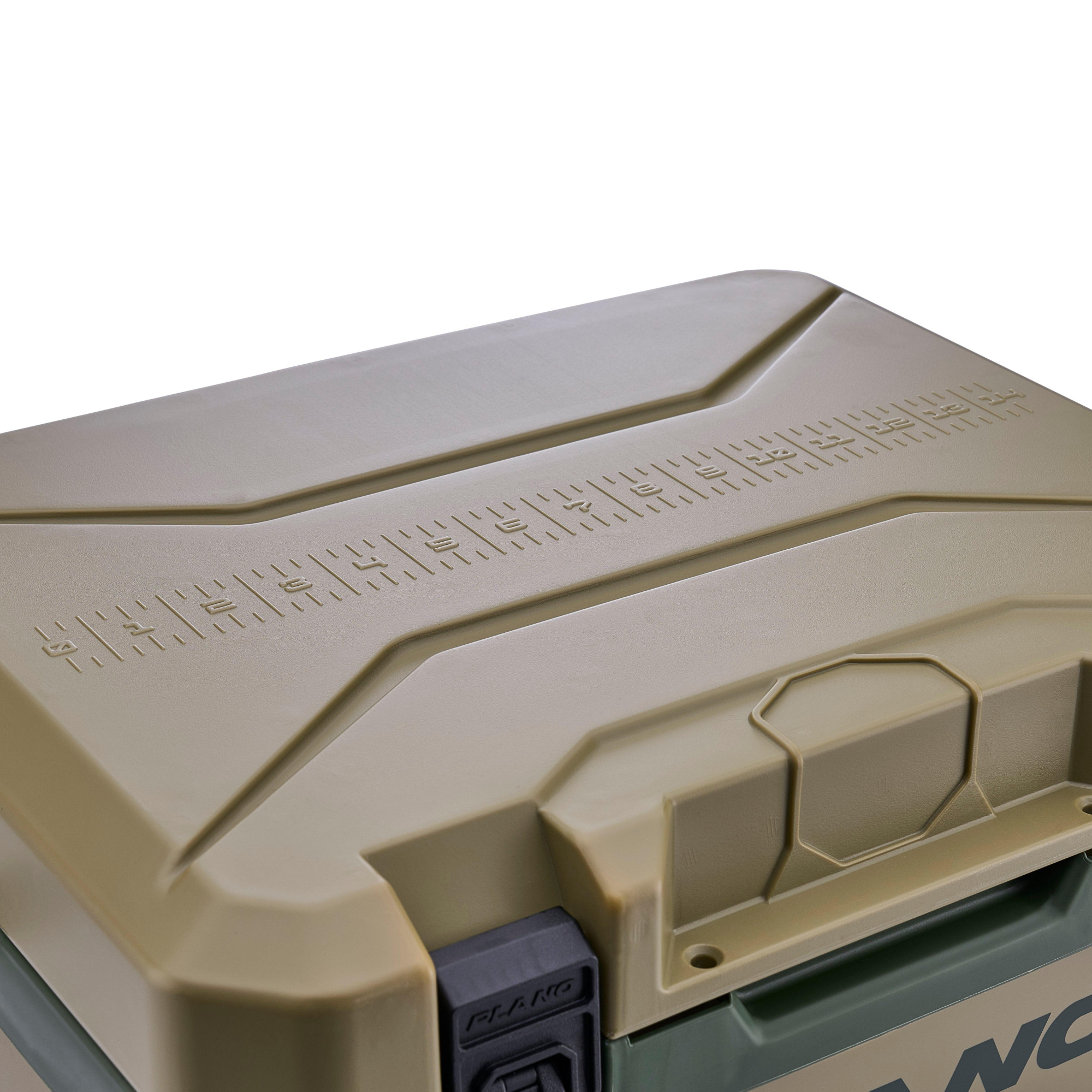 Plano Frost™ 20L Hard Cooler Box (Inland Green)
