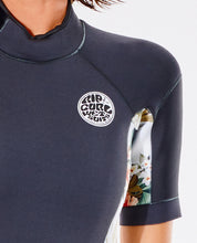 Load image into Gallery viewer, Rip Curl Women&#39;s Dawn Patrol 2mm Shorty Wetsuit (Charcoal)
