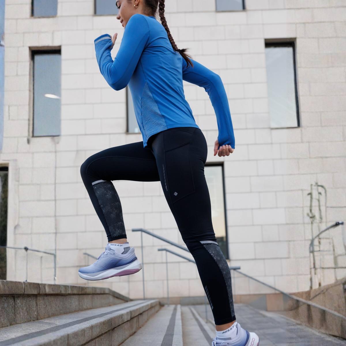 Ronhill Women's Tech Reflect Tights (Black/Reflect)