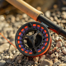 Load image into Gallery viewer, Sage Spectrum C 9/10 Fly Reel (#9/10)(Black)
