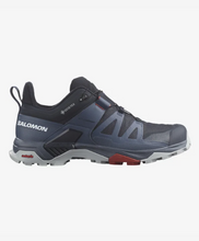 Load image into Gallery viewer, Salomon Men&#39;s X Ultra 4 Gore-Tex Trail Shoes (Carbon/Bering Sea/Pearl Blue)
