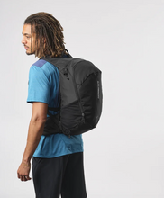 Load image into Gallery viewer, Salomon Trailblazer 20L Daysack (Black/Alloy)(One Size)
