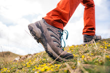 Load image into Gallery viewer, Scarpa Men&#39;s Moraine Gore-Tex Mid Hillwalking Boots (Anthracite)
