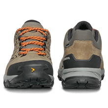 Load image into Gallery viewer, Scarpa Men&#39;s Moraine Gore-Tex Trail Shoes (Fossil Brown)
