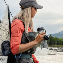 Load image into Gallery viewer, Yeti Yonder 34oz/1L Water Bottle with Tether Cap (Seafoam)
