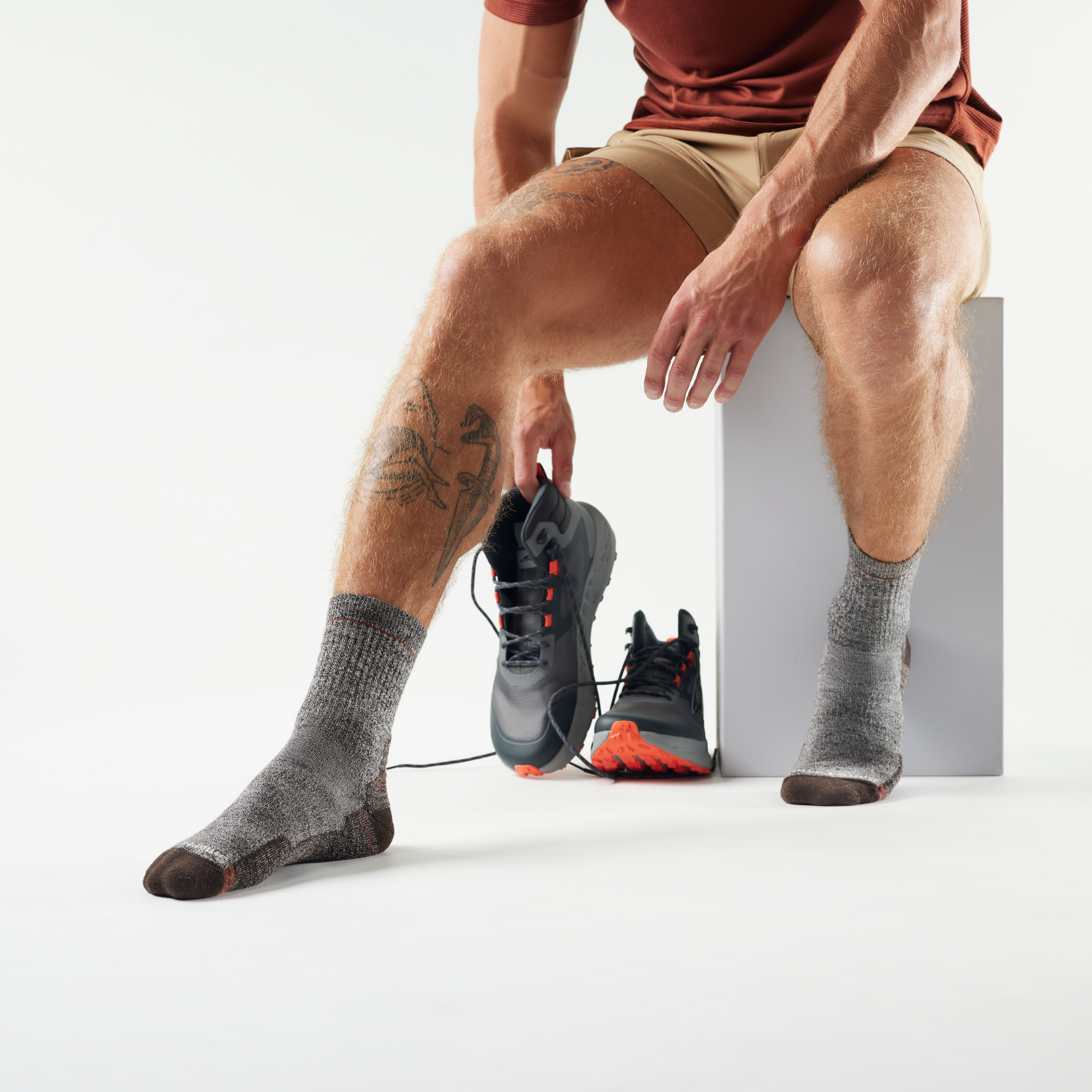 Smartwool Men's Performance Hike Light Cushion Merino Blend Mid Crew Socks Ash Charcoal H85 SW001613