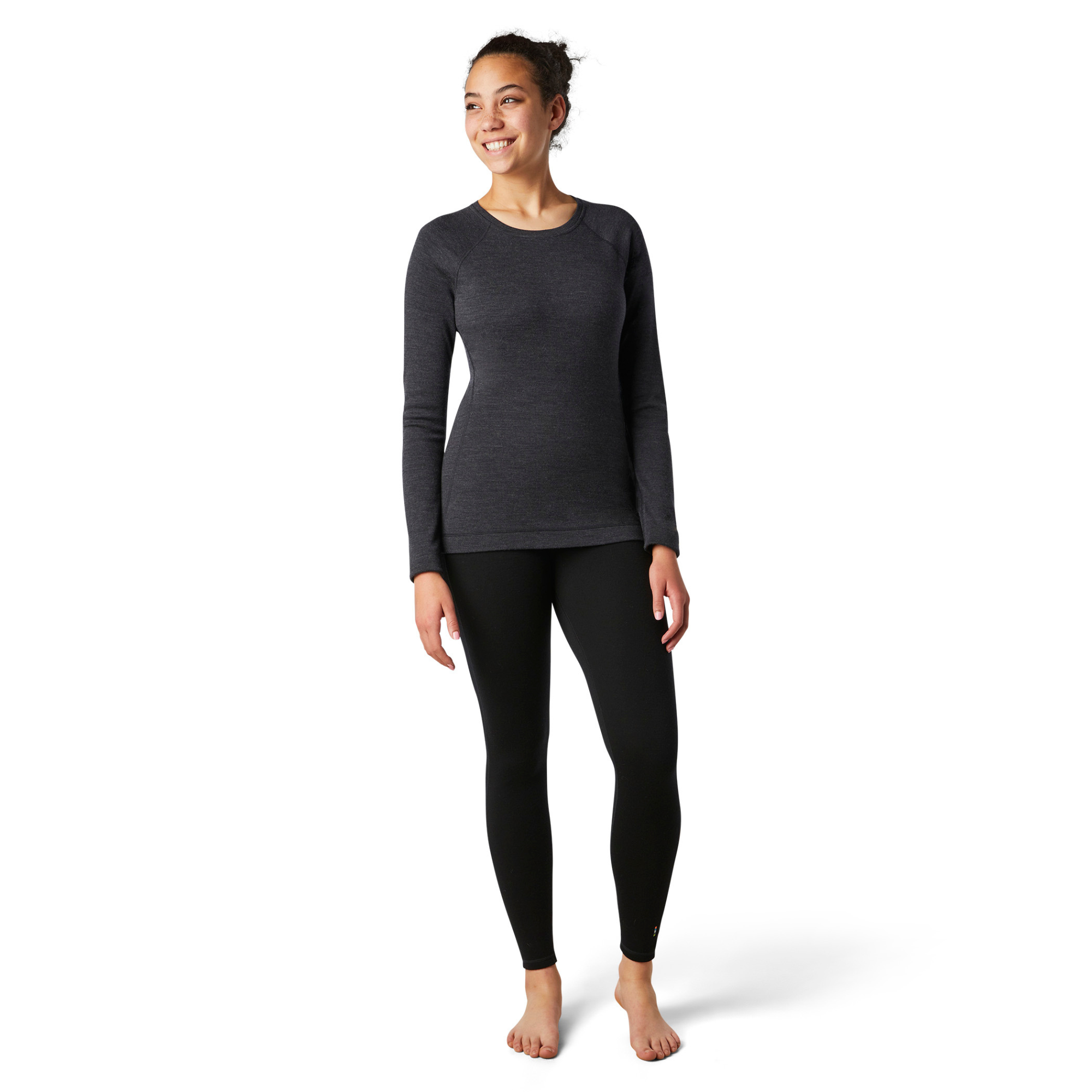 Smartwool Women's Classic Thermal Merino 250 Long Sleeve Crew Neck Base Layer Top (Charcoal Heather)