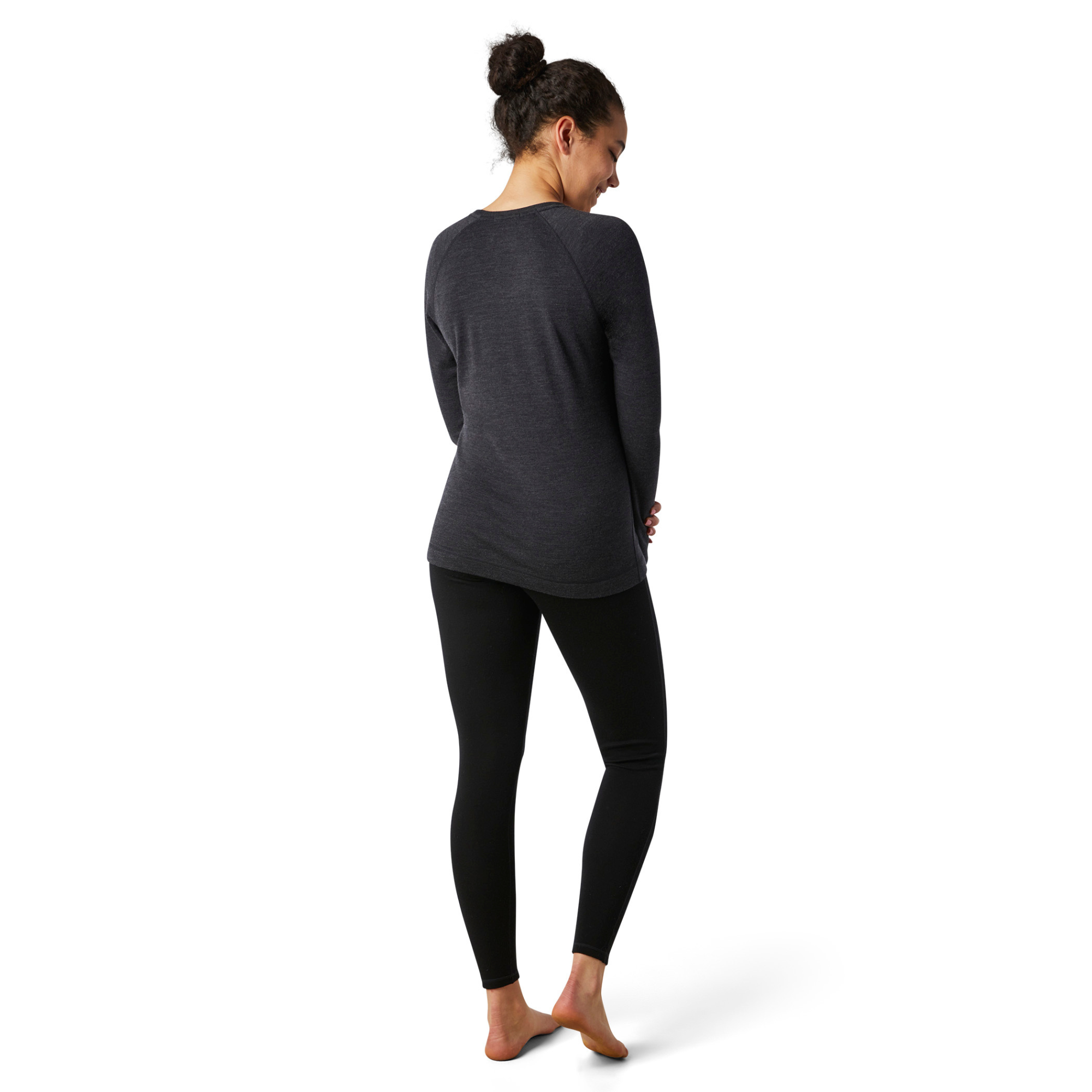 Smartwool Women's Classic Thermal Merino 250 Long Sleeve Crew Neck Base Layer Top (Charcoal Heather)