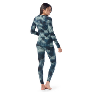 Smartwool Women's Classic Thermal Merino 250 Long Sleeve Crew Neck Base Layer Top (Twilight Foggy Pines)