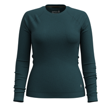 Load image into Gallery viewer, Smartwool Women&#39;s Classic Thermal Merino 250 Crew Neck Long Sleeve Base Layer Top (Twilight Blue Heather)
