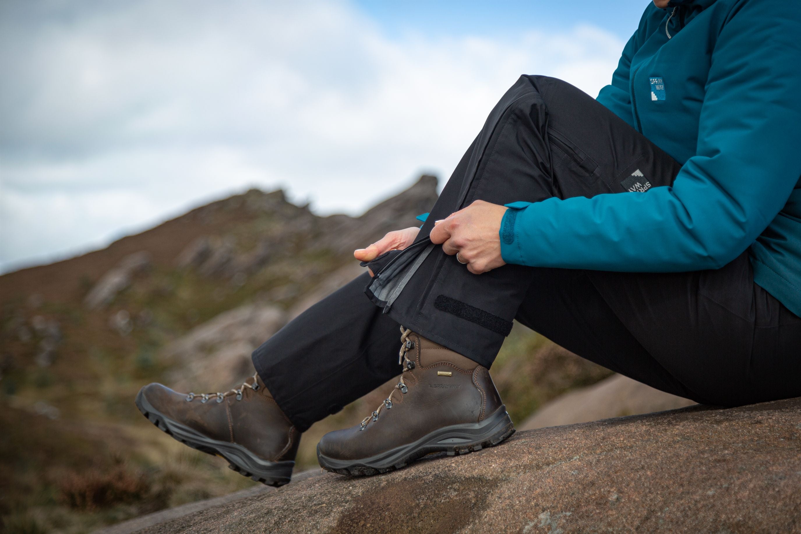 Sprayway Women's Mountain 3L Gore-Tex Over-Trousers (Black)