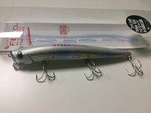 Load image into Gallery viewer, Tackle House Contact Feed Shallow Lure (18.5g/Floating/12.8cm)(14 - Pearl Rainbow AHG)
