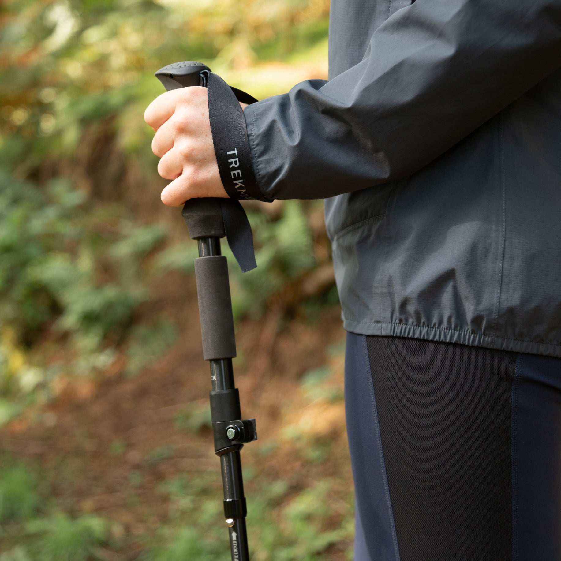 Trekmates Fold Lock Single Hiking Pole (Black)
