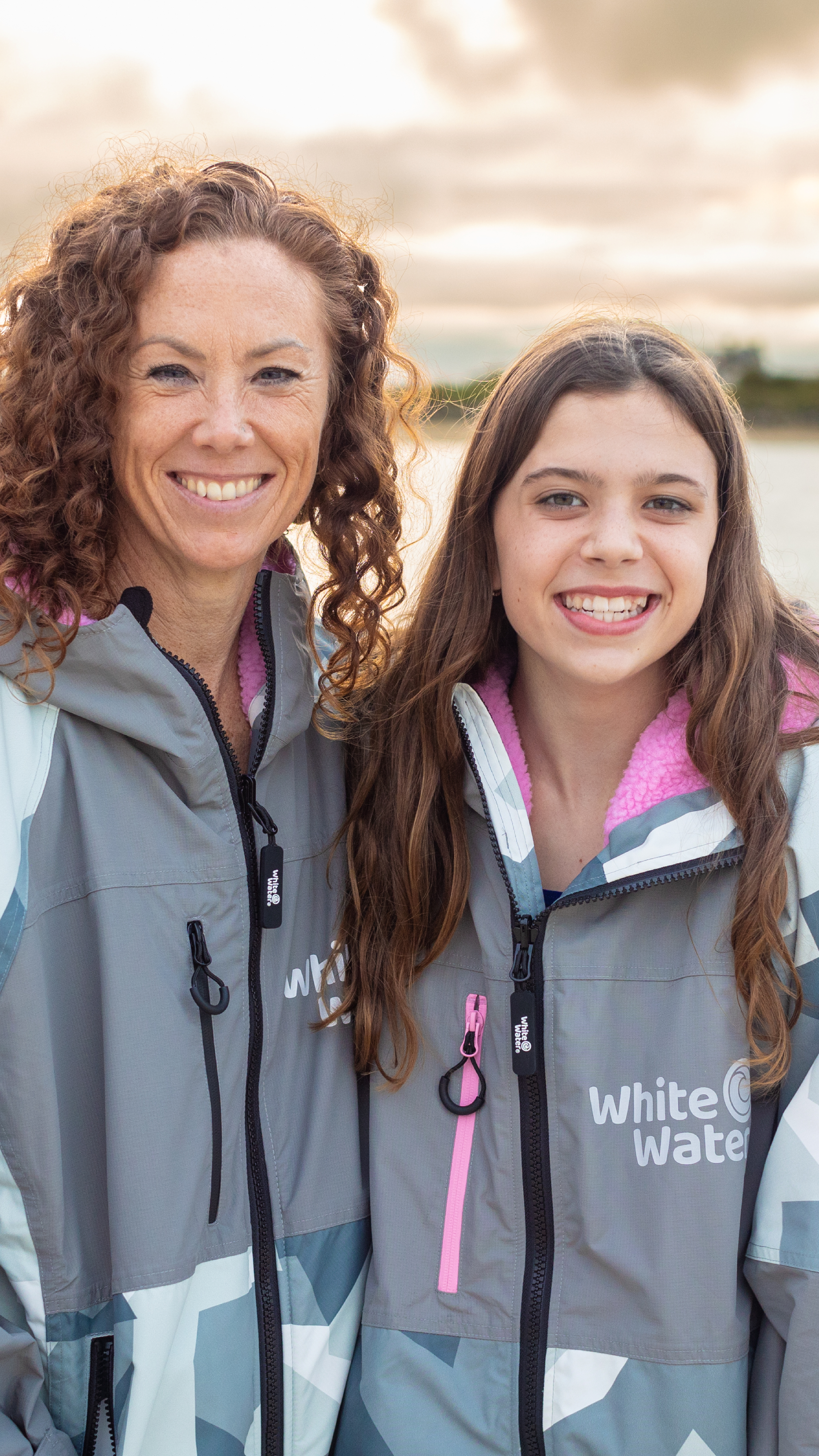 White Water Robes Unisex Hardshell Changing Robe - Adults (Arctic Camo/Pink Lining)