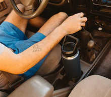 Load image into Gallery viewer, Yeti Rambler Insulated Bottle with Colour Straw Cap (26oz/769ml)(Sea Foam)
