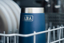 Load image into Gallery viewer, Yeti Rambler Tumbler with MagSlider Lid (10oz/296ml)(Navy)
