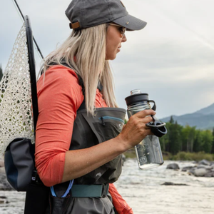Yeti Yonder Tether Cap Water Bottle (34oz/1L)(Navy)