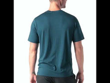 Load and play video in Gallery viewer, Smartwool Men&#39;s Merino Short Sleeve Technical Tee (Twilight Blue)
