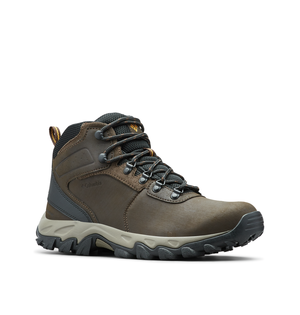 Columbia Men's Newton Ridge Plus II Waterproof Trail Boots (Cordovan/Squash)