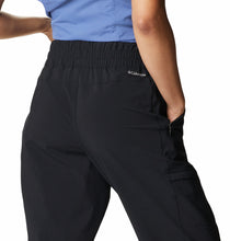 Load image into Gallery viewer, Columbia Women&#39;s Pleasant Creek EU Jogger (Black)
