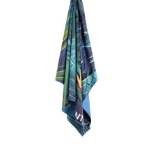 Load image into Gallery viewer, Lifeventure Recycled SoftFibre Travel Towel (Giant)(Tropical)
