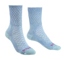 Load image into Gallery viewer, Bridgedale Women&#39;s Hike Lightweight Merino Comfort Boot Length Socks (Powder Blue)
