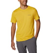 Load image into Gallery viewer, Columbia Men&#39;s Hike Short Sleeve Crew Tech Tee (Golden Nugget)

