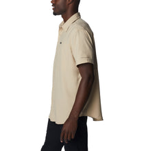 Load image into Gallery viewer, Columbia Men&#39;s Silver Ridge Short Sleeve Utility Shirt (Ancient Fossil)
