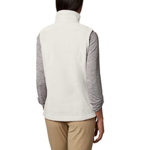 Load image into Gallery viewer, Columbia Women&#39;s Benton Springs Vest (Sea Salt)

