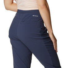 Load image into Gallery viewer, Columbia Women&#39;s Claudia Ridge Trousers (Nocturnal)
