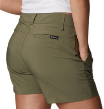 Load image into Gallery viewer, Columbia Women&#39;s Silver Ridge Utility Shorts (Stone Green)
