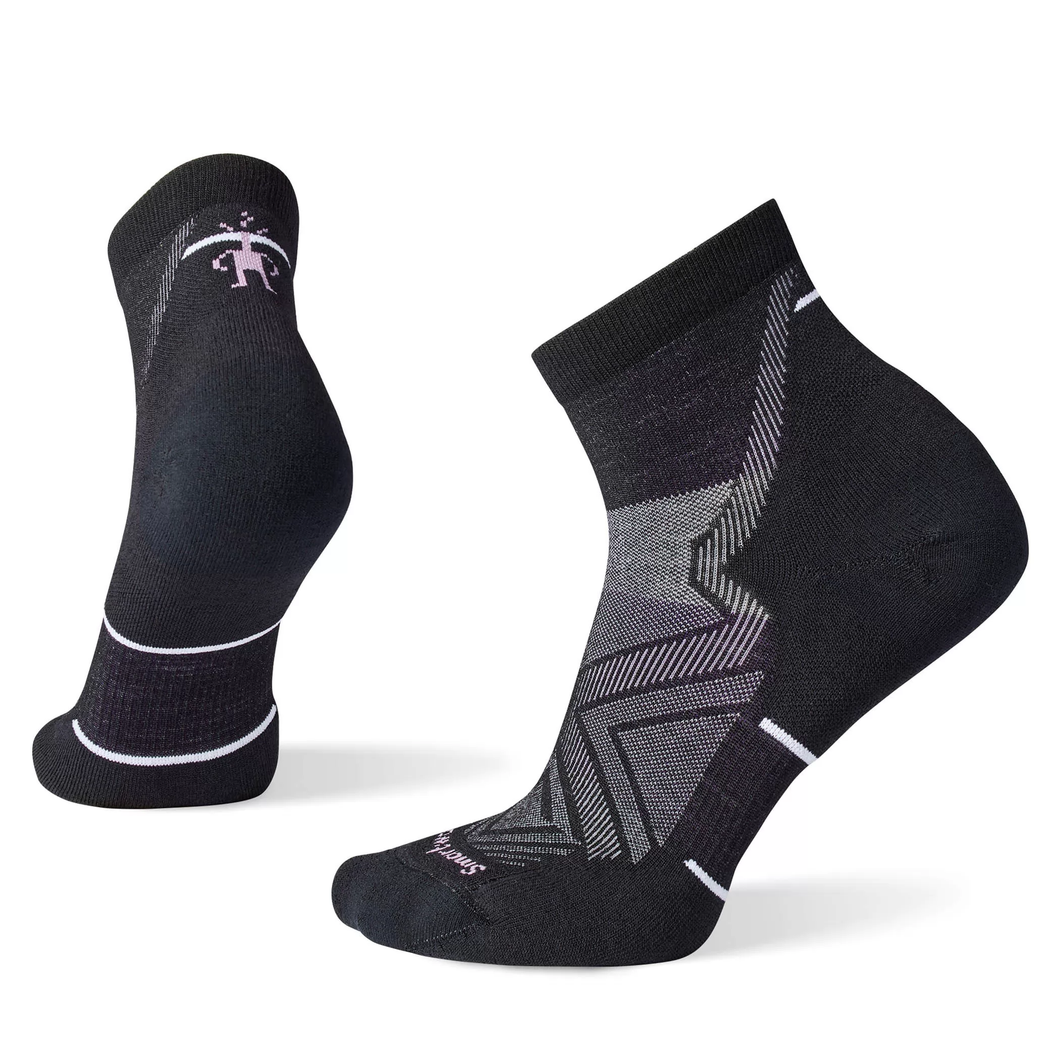 Smartwool Women's Run Targeted Cushion Merino Blend Ankle Socks (Black)