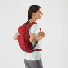 Load image into Gallery viewer, Salomon Trailblazer Daysack (10L)(Chili Pepper/Red Dahlia/Ebony)
