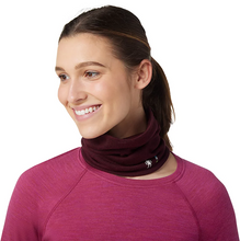 Load image into Gallery viewer, Smartwool Thermal Merino 250 Neck Gaiter (Black Cherry Heather)
